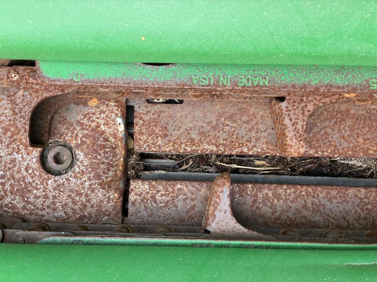 2009-john-deere-606c-image-3