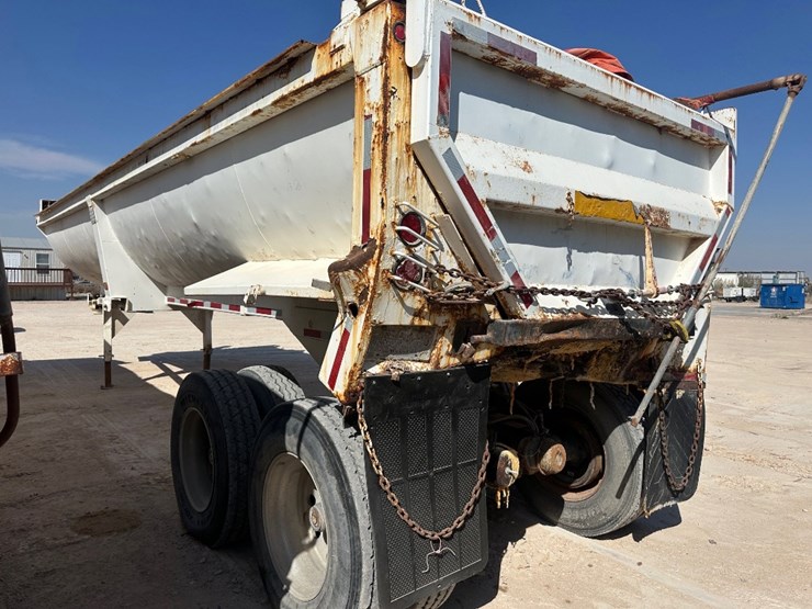 2014-axle-end-dump-image-9