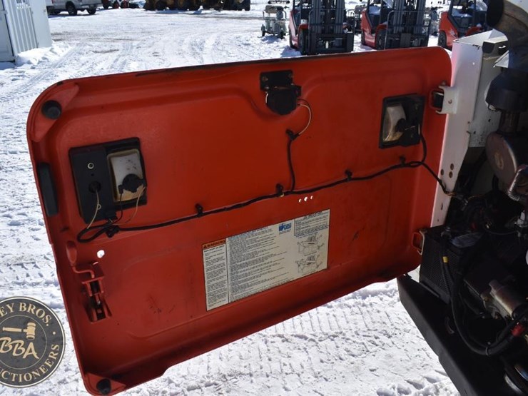 2016-bobcat-t650-image-42