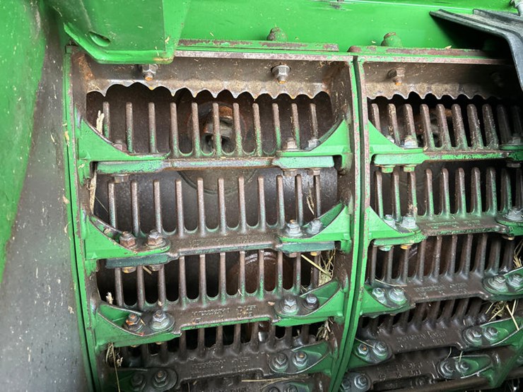 2014-john-deere-s670-image-63