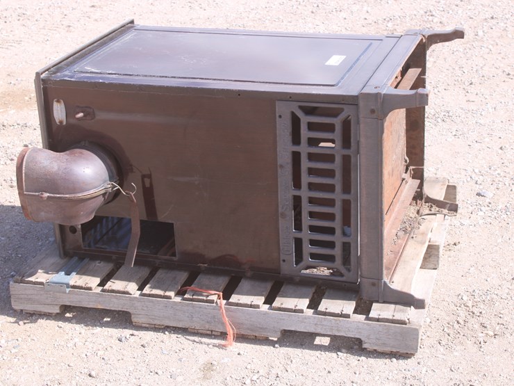 #3002-•-antique-universal-wood-stove-image-3