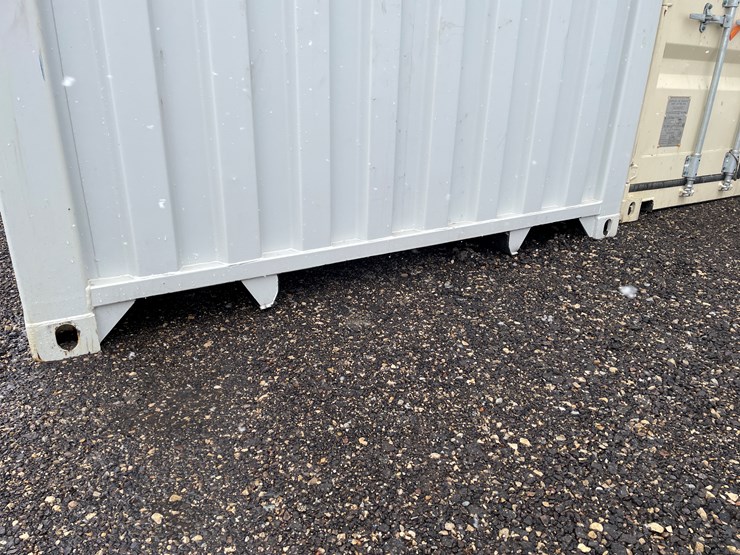 #2025-•-40'-high-cube-shipping-container-image-7