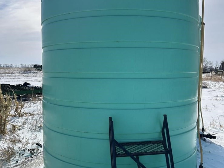 3000-gallon-water-tank-(north)-677-image-4