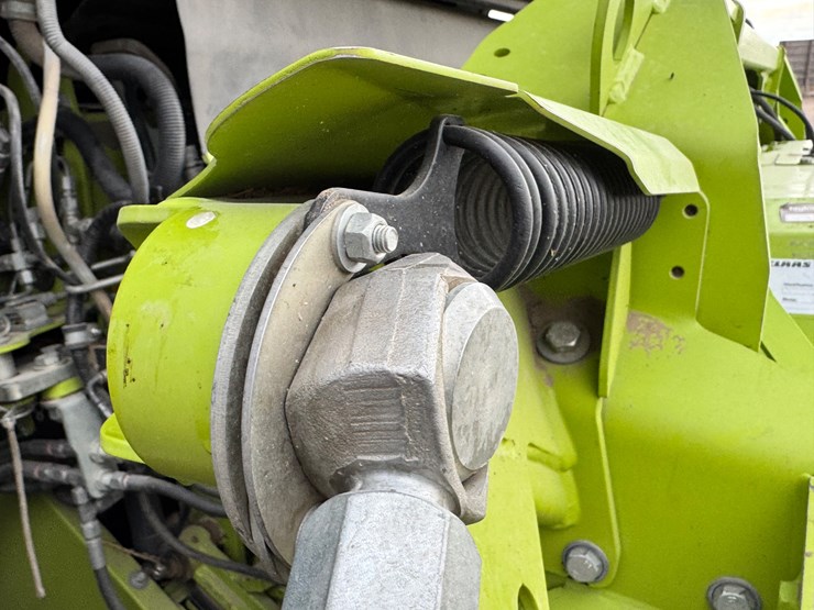 claas-orbis-750-image-41