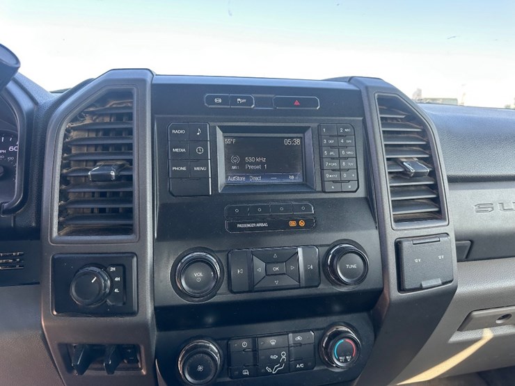 2019-ford-f350-image-11