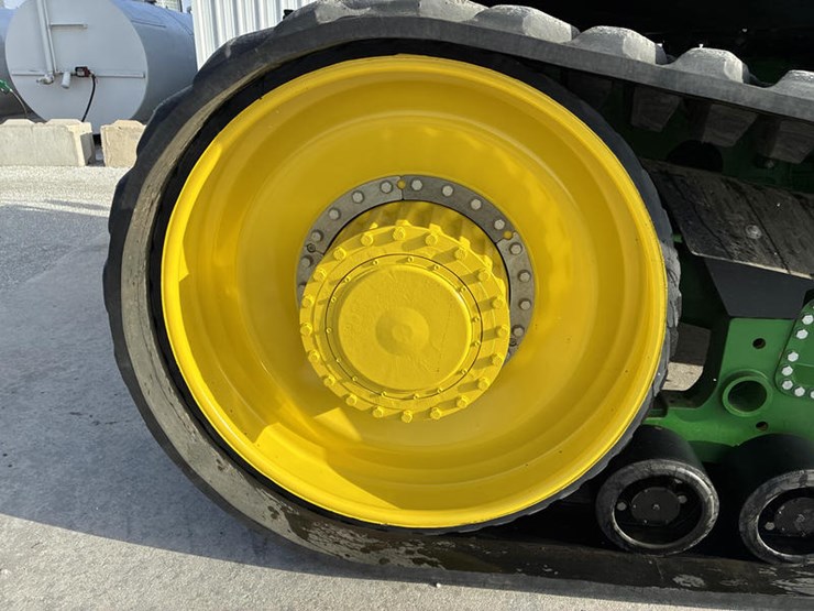 2015-john-deere-9470rt-image-41