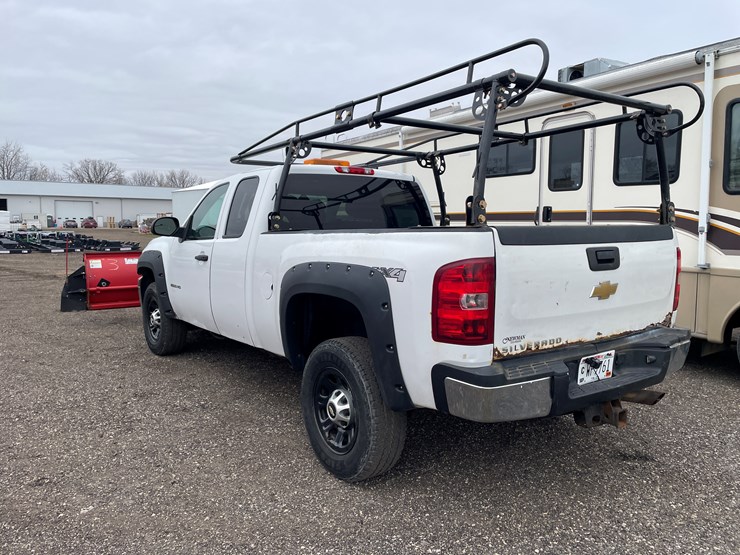 2012-chevrolet-2500hd-image-6