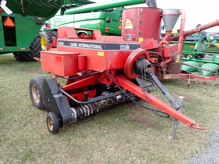 case-ih-8545-image-1