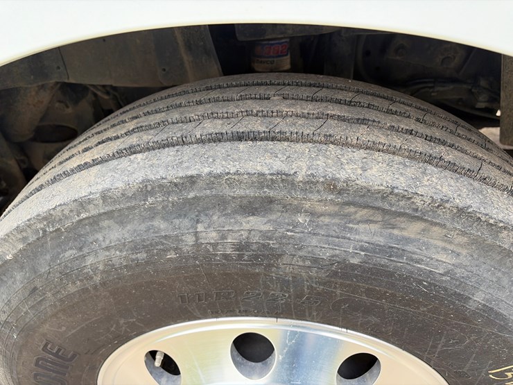 2013-international-prostar-image-8