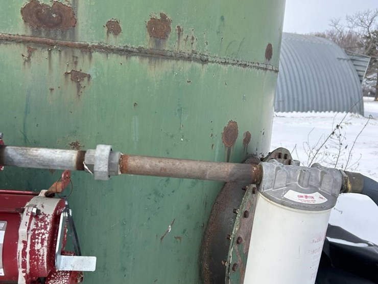 8000-fuel-tank-w/pump-image-6