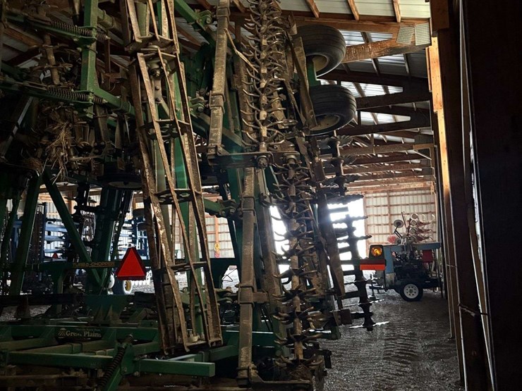 great-plains-4000-image-9