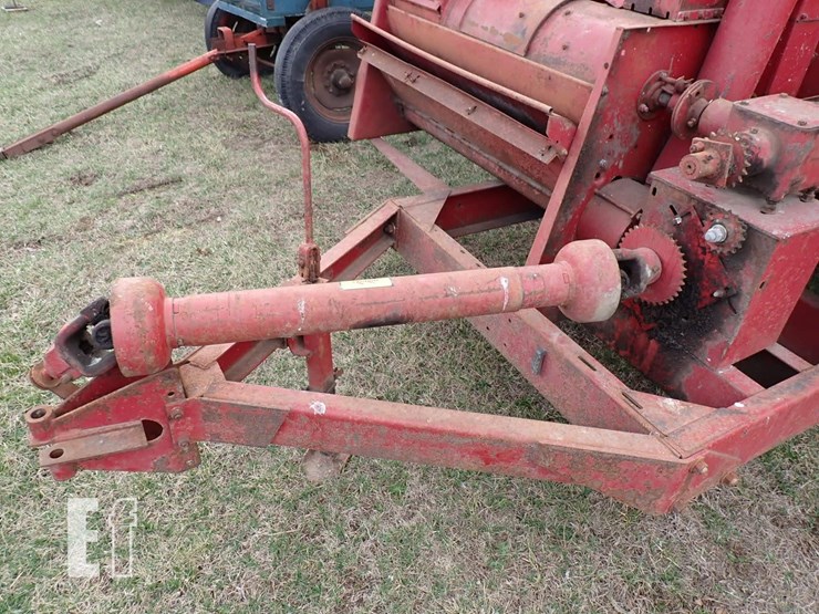 352-new-holland-352-image-3