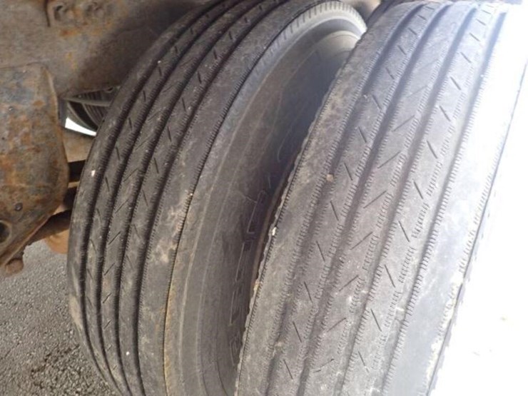 1997-stoughton-48-ft-image-26