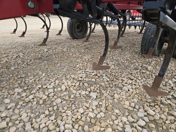 #171-•-case-ih-tiger--mate-200-cultivator-image-5