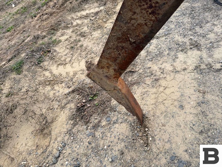 massey-ferguson-3pt-ripper-image-6