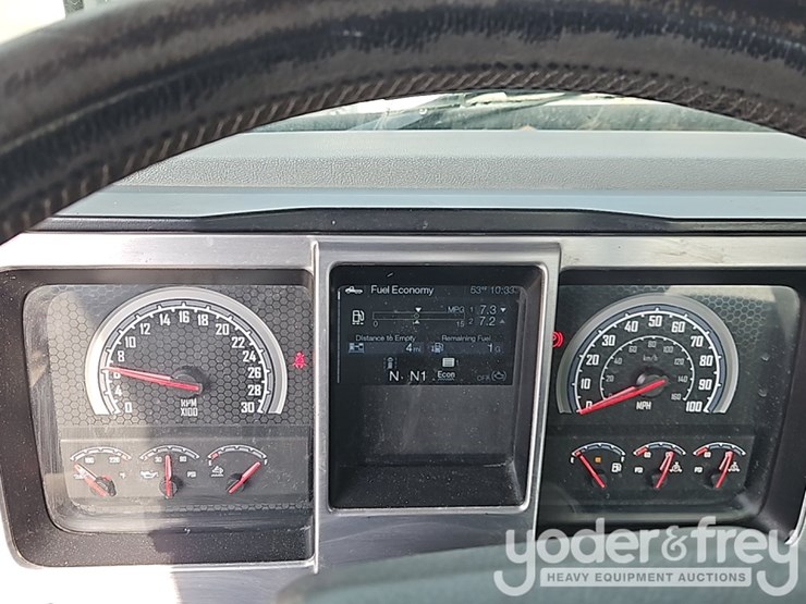 2021-mack-mack-anthem-t64-6x4-truck-tractor,-day-cab,-mp-7-425hp-diesel-engine,-automatic-m-drive-transmission-image-44