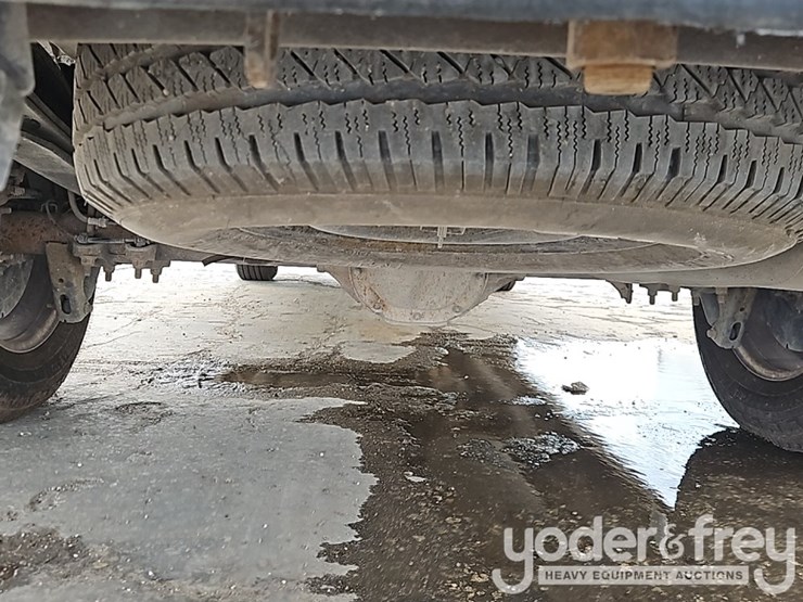 2014-ford-f150-image-15