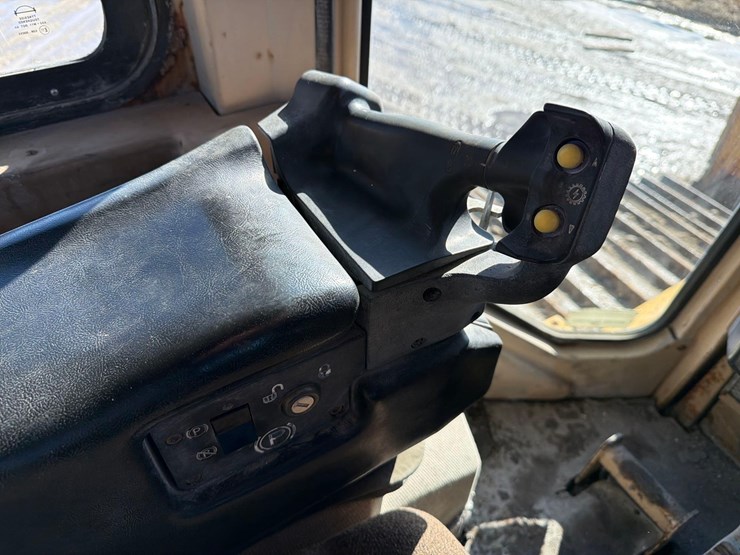 caterpillar-d6m-lgp-image-24