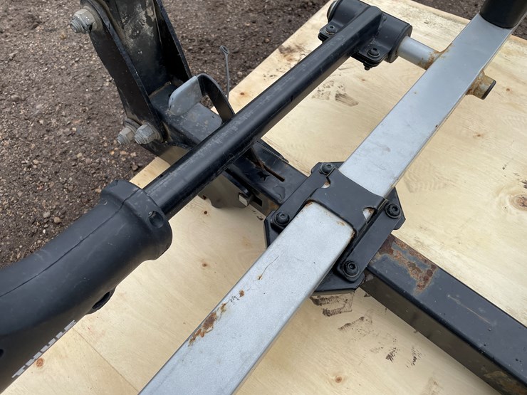 #3057-•-thule-2-bike-hitch-rack-image-7