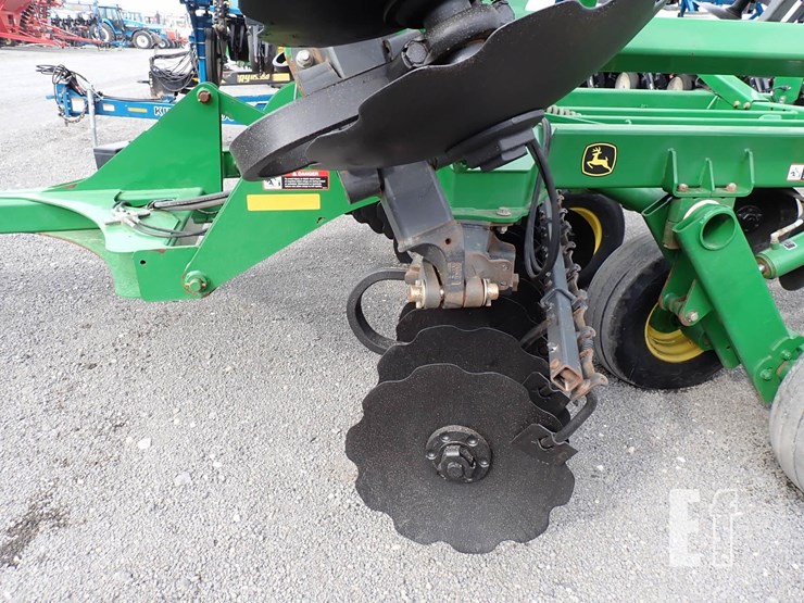 john-deere-2623-image-18