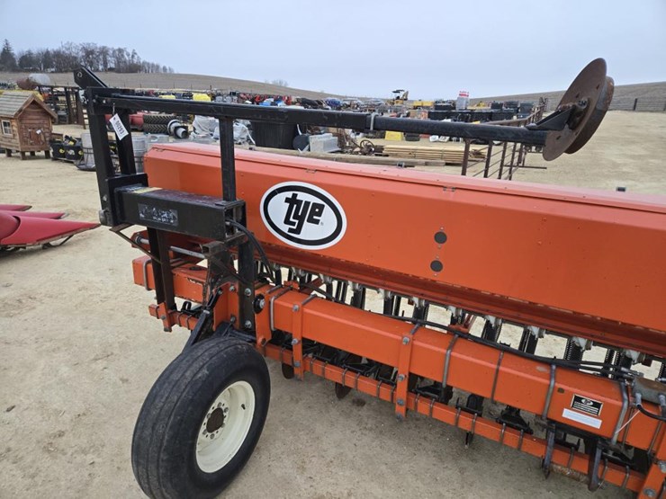 tye-series-v-image-4