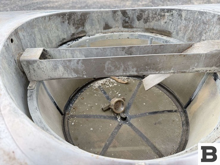 slimline-mfg.-turbo-mist-30p-orchard-sprayer-image-31