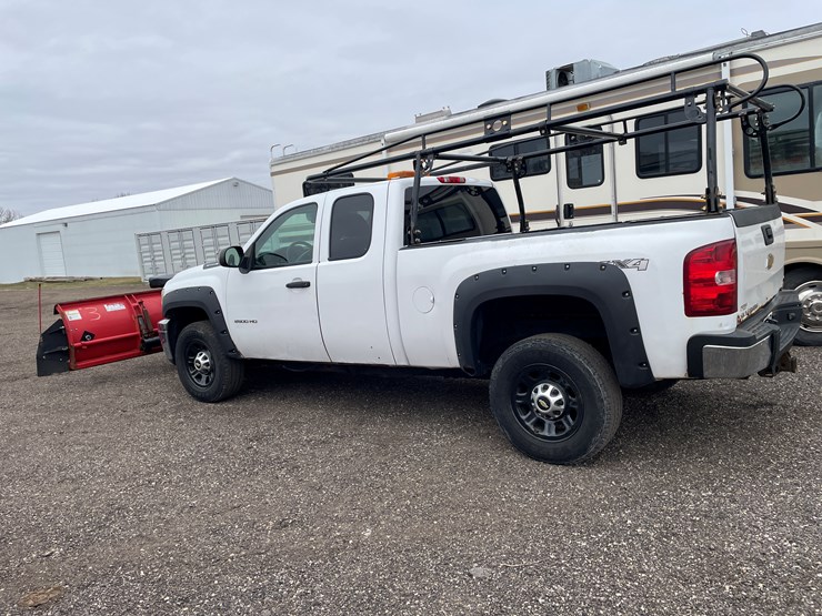 2012-chevrolet-2500hd-image-7