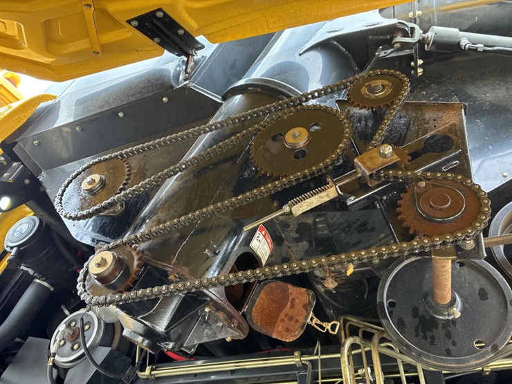 2009-new-holland-cr9060-image-48