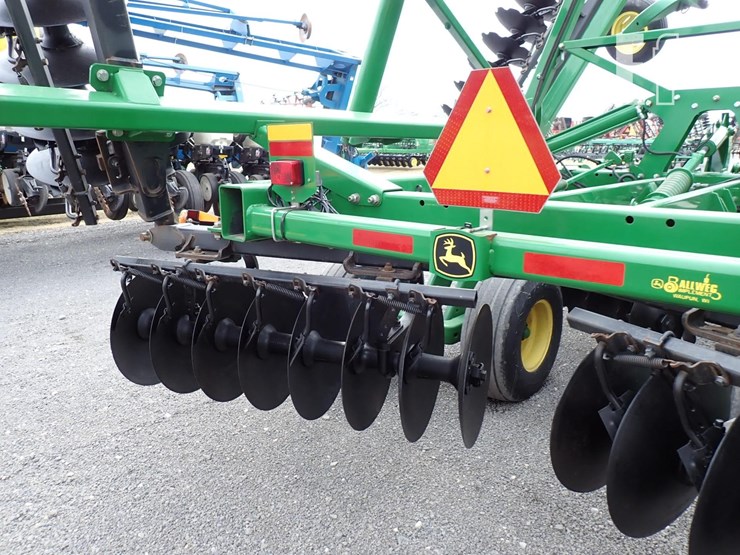 john-deere-2623-image-12