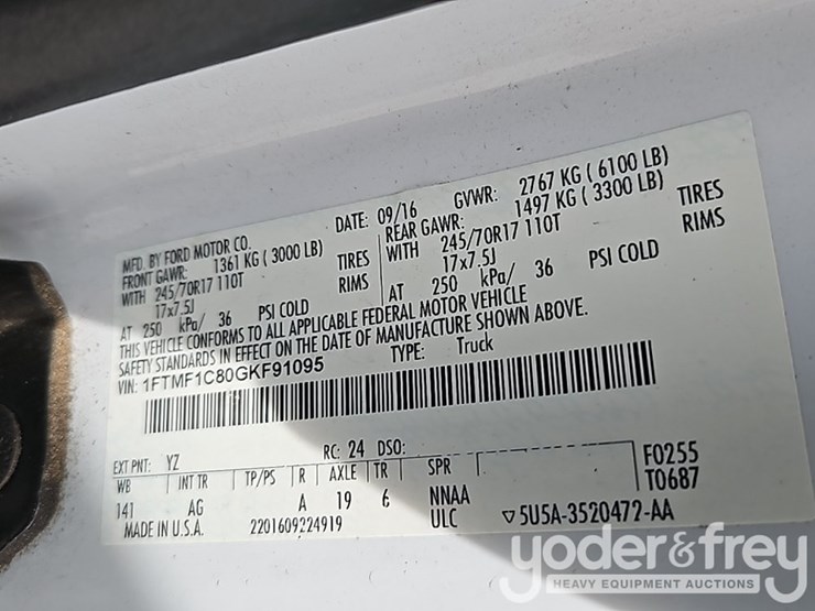 2016-ford-f150-image-32