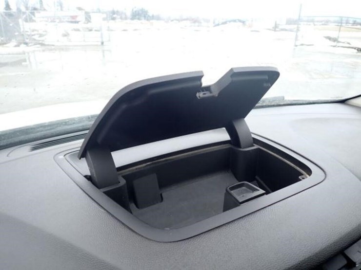 2015-chevrolet-traverse-image-31