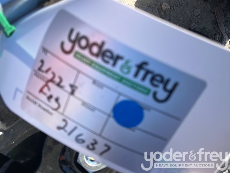 unused-tpm-32"-hydraulic-tilt-bucket,-1"-pin-hole,-hydraulic-hoses-to-suit-0.8-1.4-ton-mini-excavators.-image-7