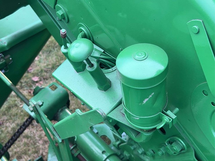 john-deere-227-image-98