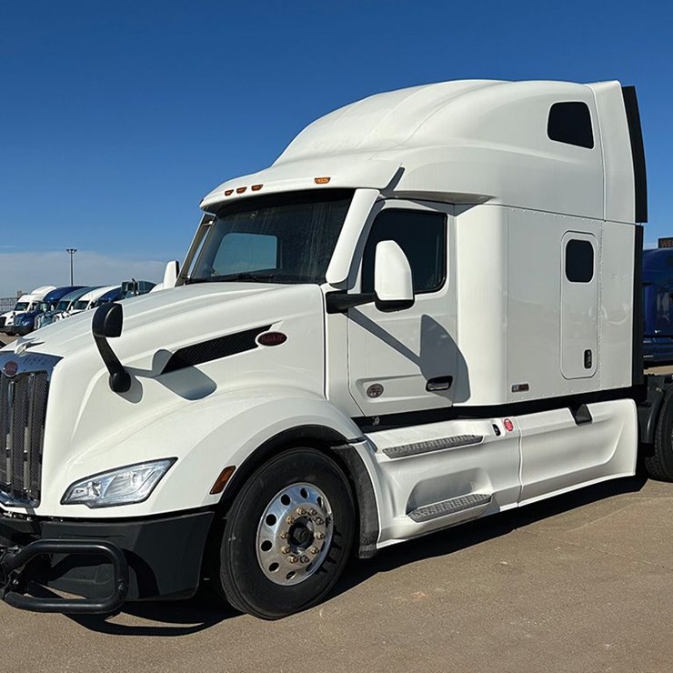 2024 PETERBILT 579