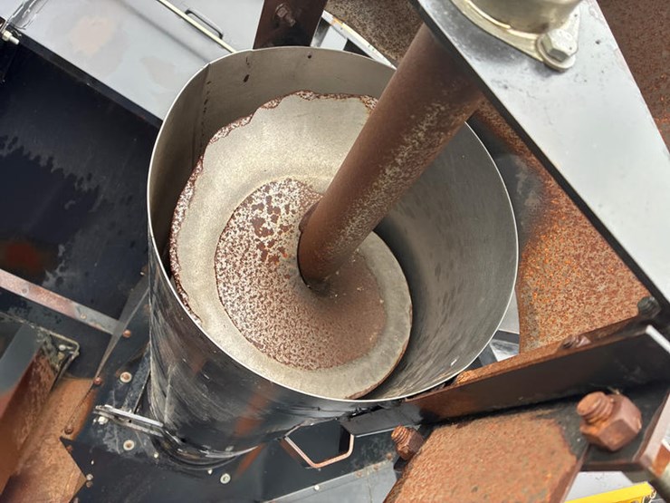 2009-new-holland-cr9060-image-84