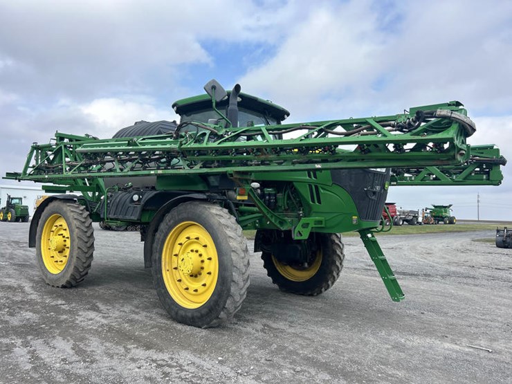 2018-john-deere-r4045-image-21