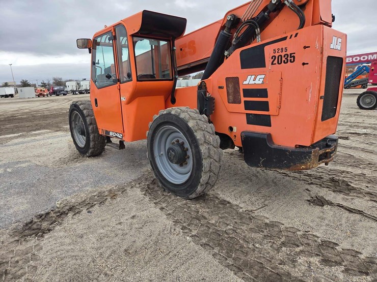 2016-sky-trak-8042-image-4