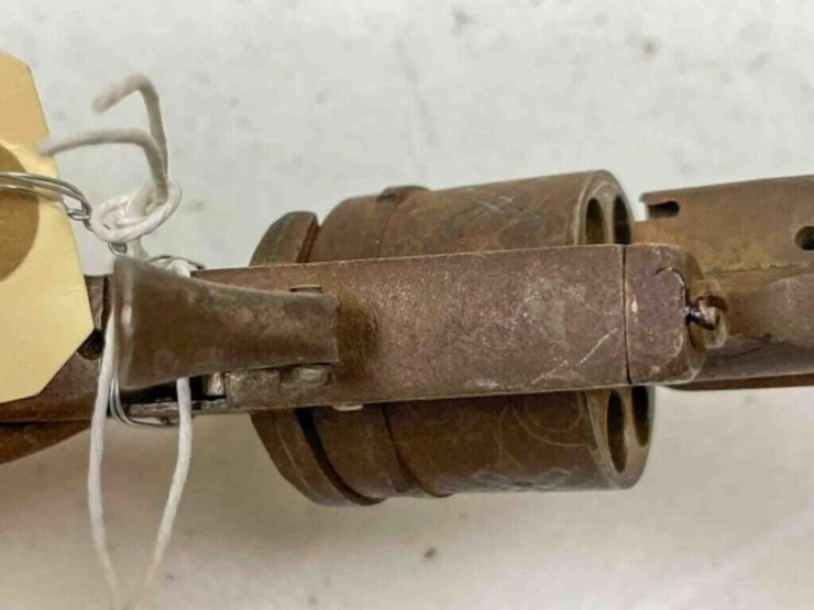vintage-revolver-image-21