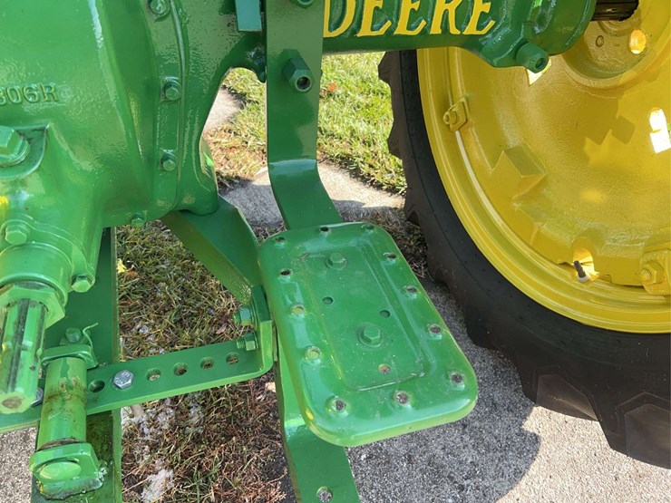 john-deere-model-b-image-44