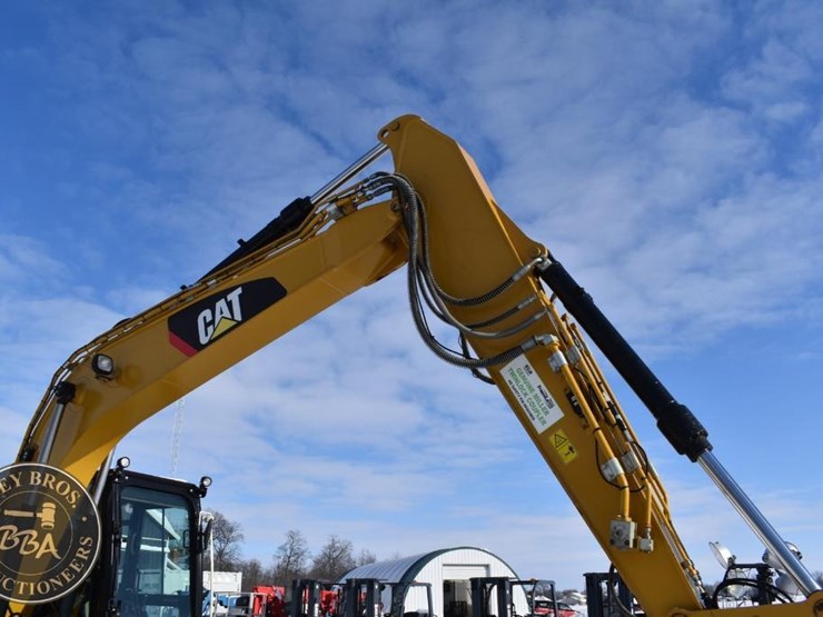 2018-caterpillar-313fl-image-31