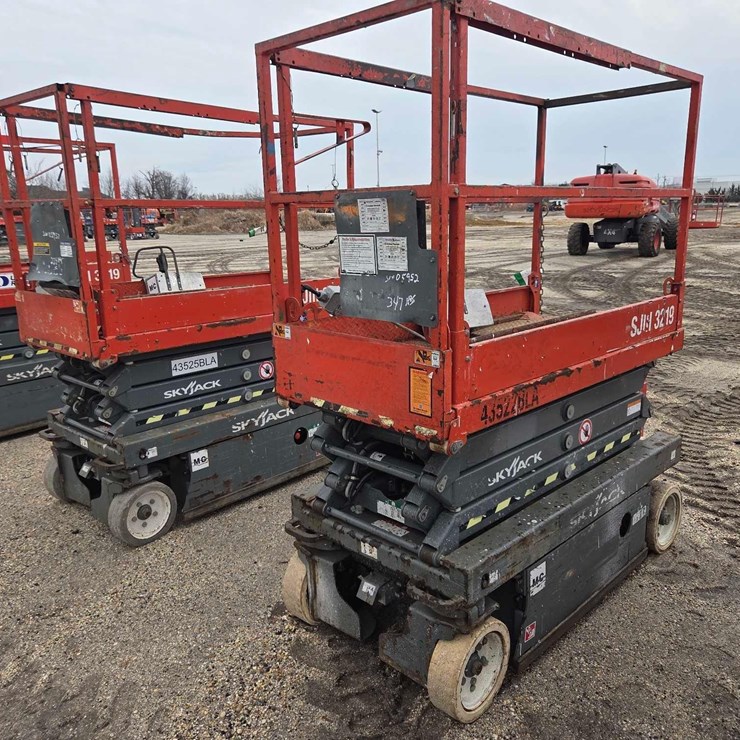 2017 SKYJACK SJIII3219