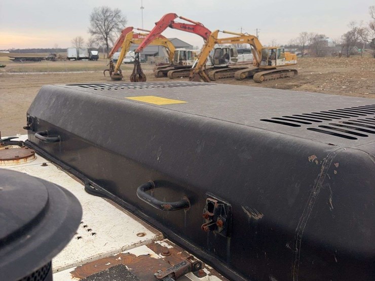 2005-terex-txc340-lc-1-image-30