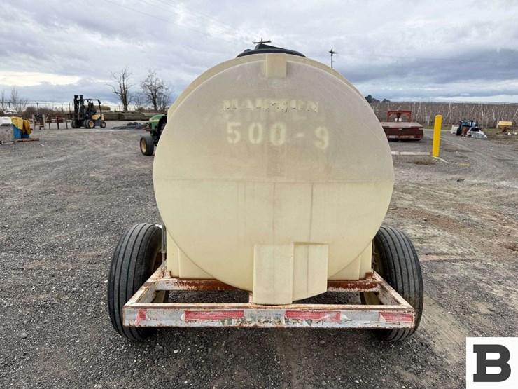 chemigation-trailer-w/-custom-applicator-image-4