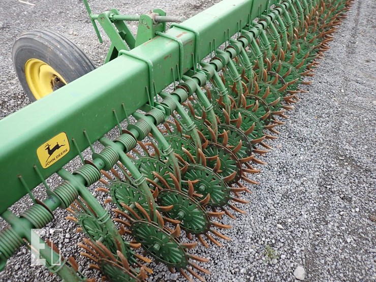 john-deere-400-image-3