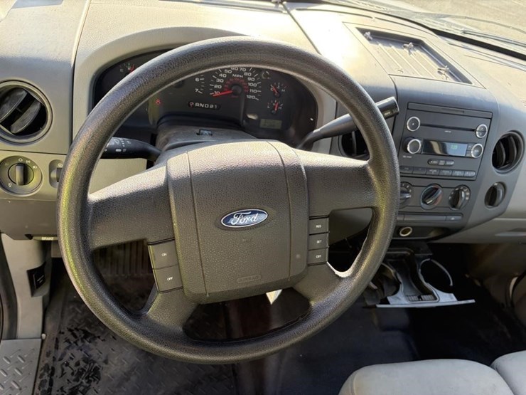 2008-ford-f150-xl-image-13