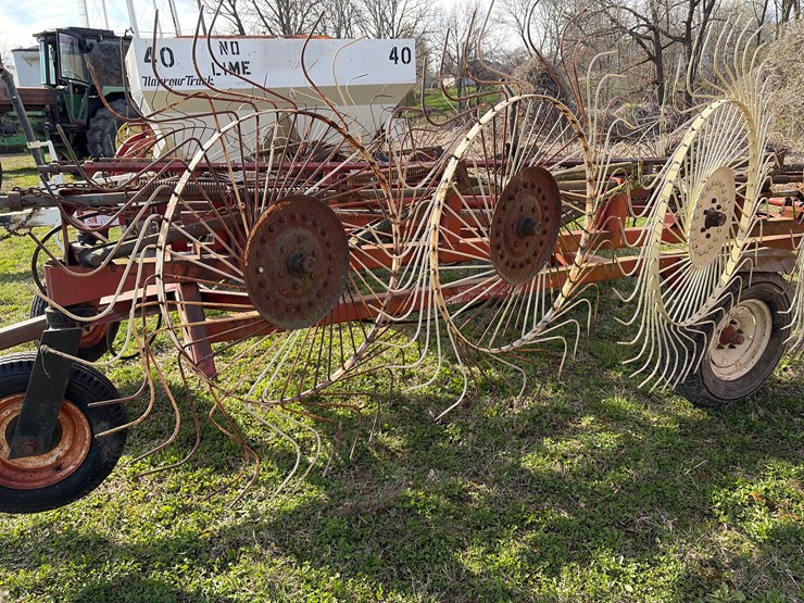 hesston-3982-image-8