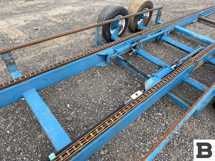 blueline-mfg.-16'-bin-trailer-image-16
