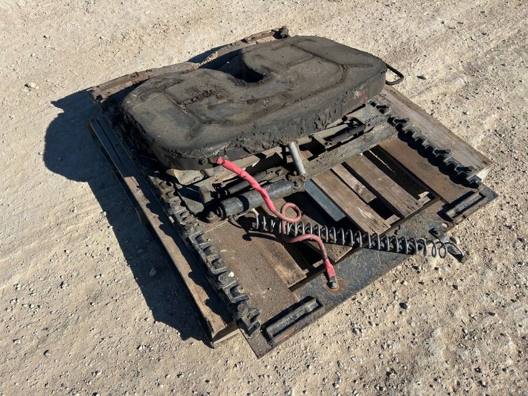 fifth-wheel-attachment-plate-image-2