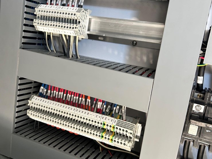 mae2-apex-dpe/air-sparge-mobile-system-image-35