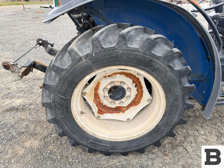 2002-new-holland-tn75v-image-34